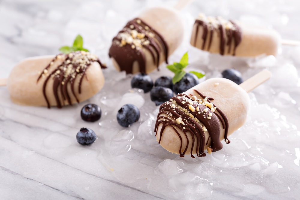 chocolate banana popsicles